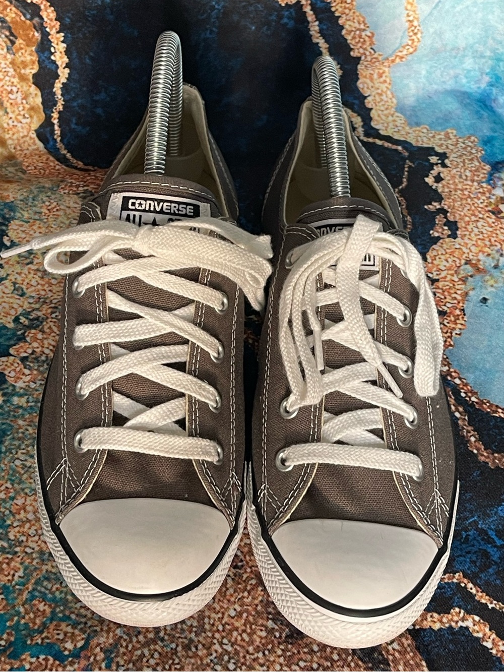 Converse Chuck Taylor All Star Low Top Gray Women’s Size 9 Canvas Sneakers - Picture 2 of 12